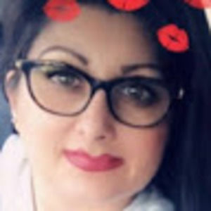 Meet your Posher, Clarissa